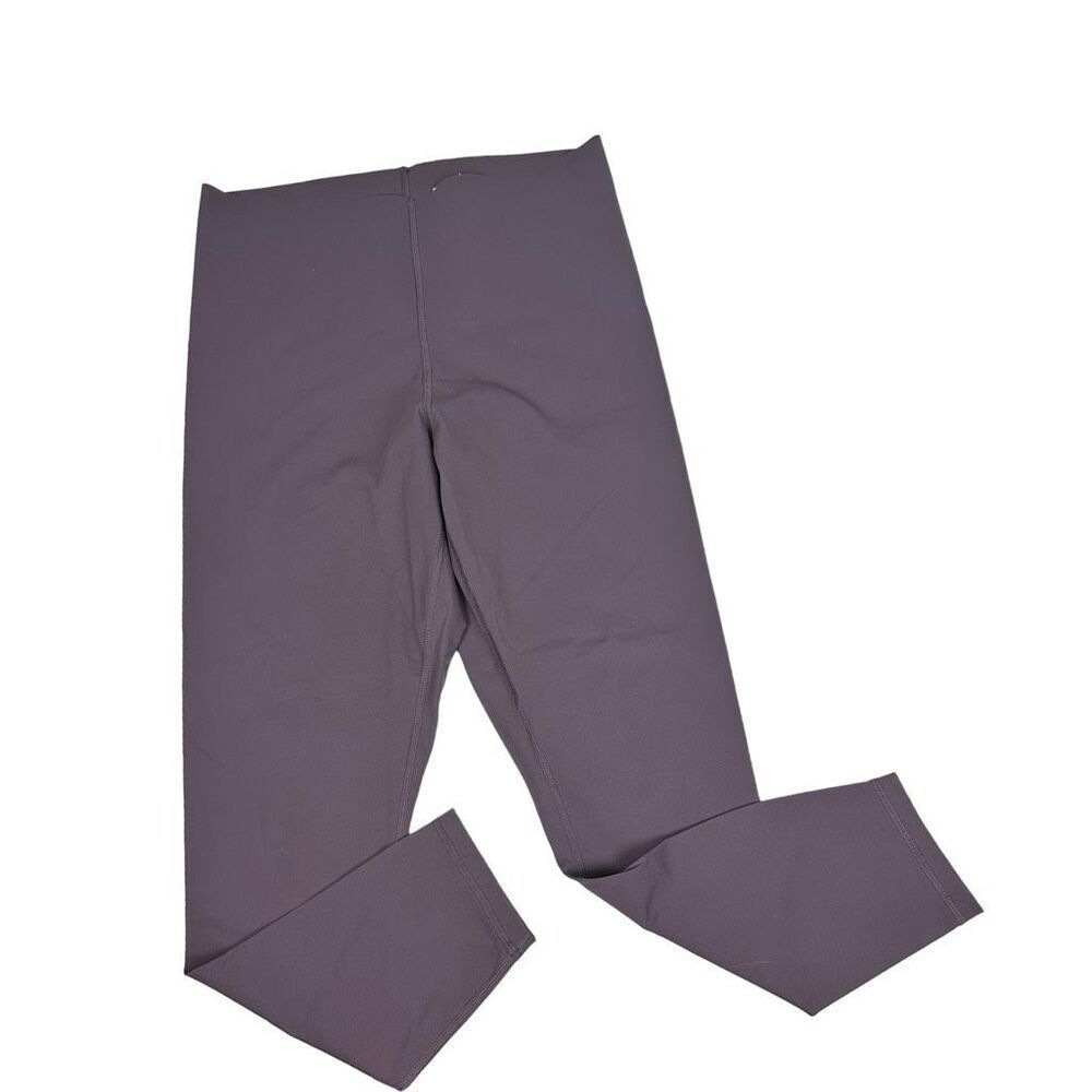 Everlane Purple Perform Leggings size Large